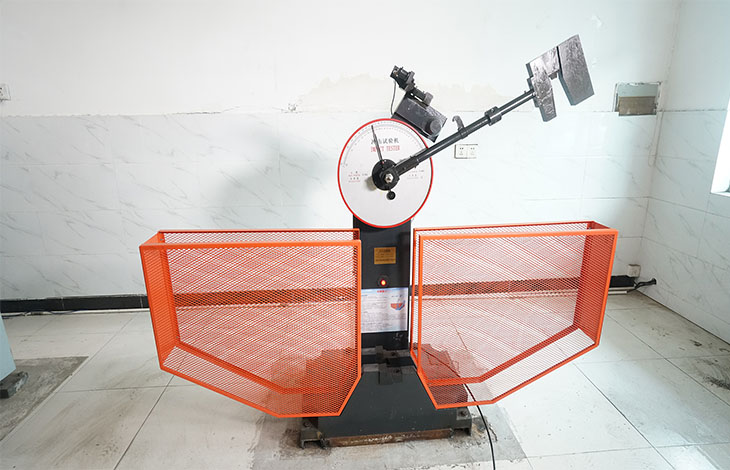 潤康錘擊式?jīng)_擊試驗(yàn)機(jī) 潤康錘擊式?jīng)_擊試驗(yàn)機(jī)